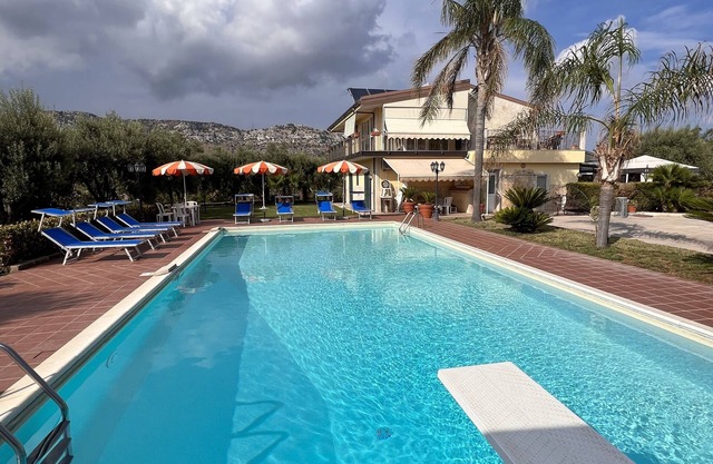 Ferienhaus Villa Ludovica entspannen und jeden Confort, Pool, Jacuzzi