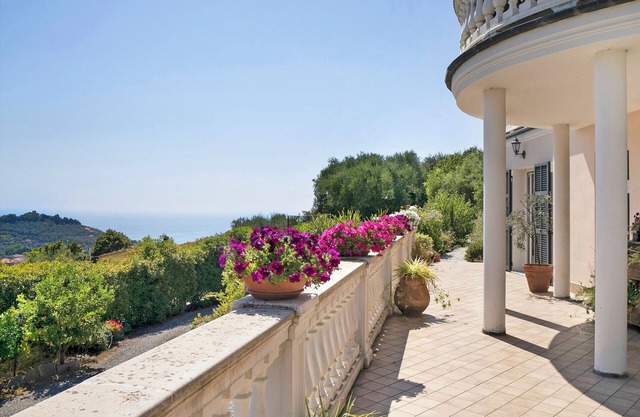 Ferienwohnung "Villa Isabella Casa Lucia" mit Meerblick, Gemeinschaftsterrasse und WLAN