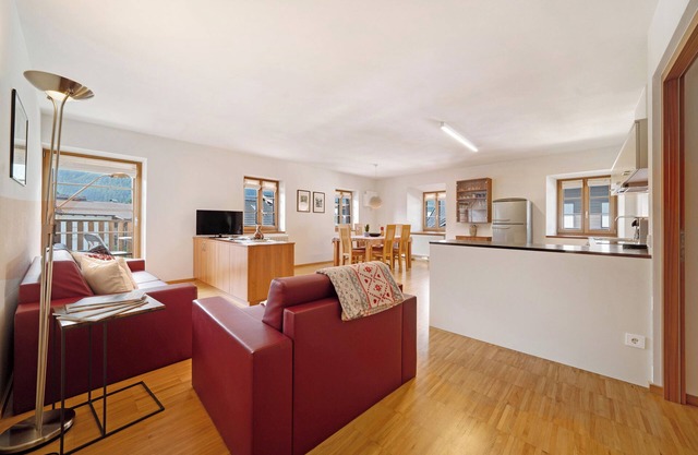 Ferienwohnung 'Wielander B West' mit Bergblick, Gemeinschaftsgarten und WLAN