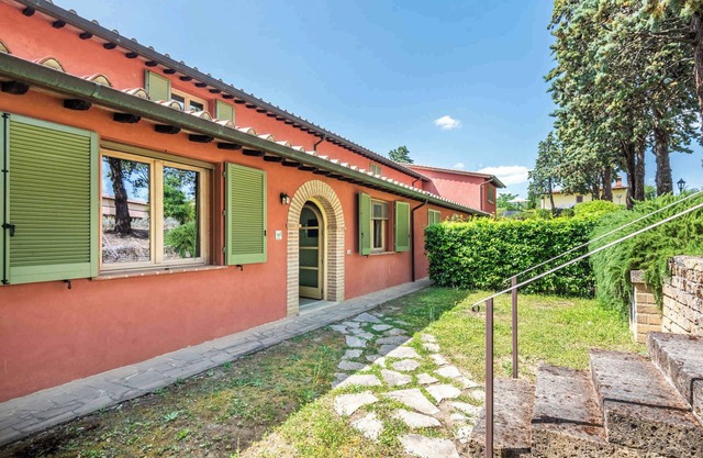 Ferienwohnung mit Terrasse, Klimaanlage und Internet