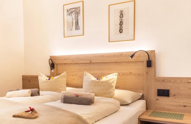Ferienwohnung Cocoon CIASA mit Bergblick, WLAN und direkt neben den Skipisten