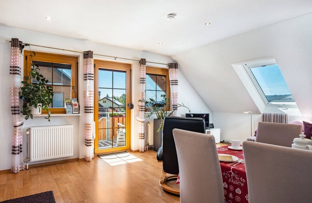 Ferienwohnung 'Wutach' mit Bergblick, Gemeinschaftsterrasse und Wi-Fi