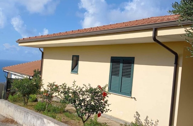 Ferienwohnung Zambrone für 1 - 5 Personen mit 3 Schlafzimmern - Ferienhaus