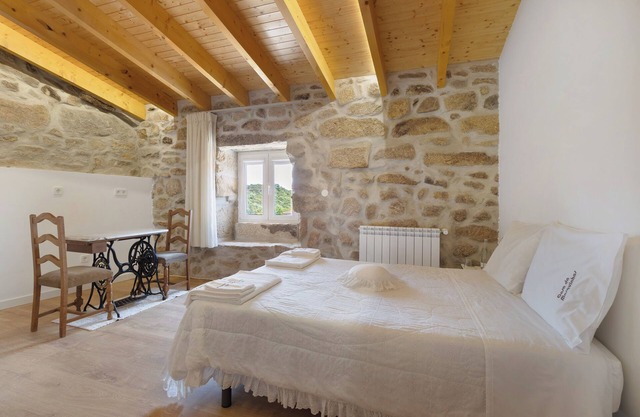 Ferienzimmer "Suite Espaçosa Quadrupla Talefe" mit Bergblick, WLAN und Klimaanlage.
