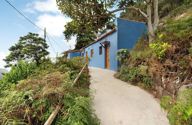 Ferienhaus 'Casa Azul del Roque Negro' mit Meerblick, Terrasse und WLAN