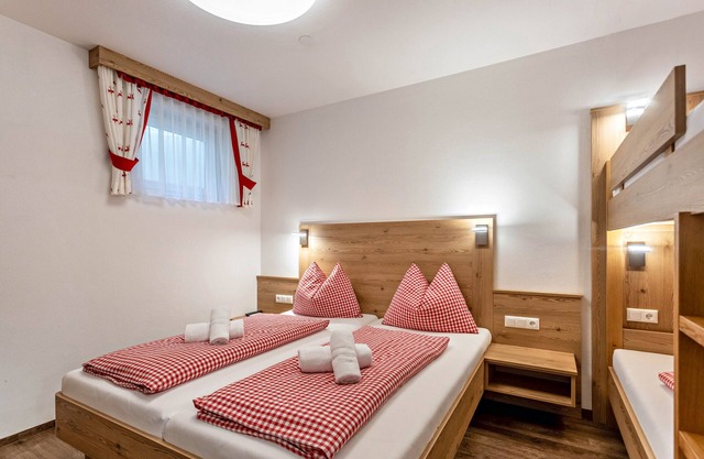 Ferienwohnung 'Apartment mit Blick Auf Die Berge' mit Bergblick, Garten und WLAN