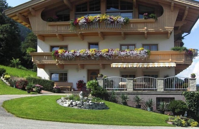 Ferienwohnung Lechenhof, Fügen