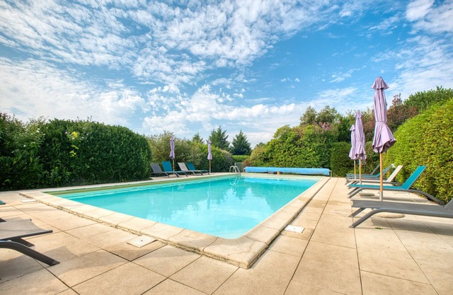 Ferienhaus 'La Bergerie' mit Gemeinschaftspool, privater Terrasse und Wi-Fi
