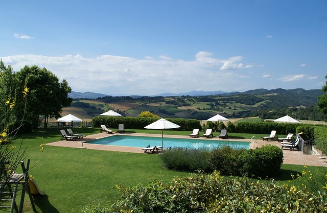 Ferienhaus in Montone mit Swimmingpool