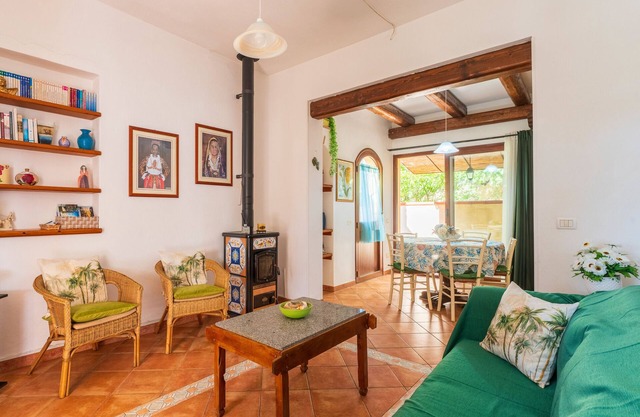 Ferienhaus 'Sa Domu De Ettore' mit Privatterrasse, Wi-Fi und Klimaanlage