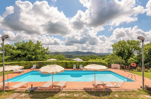 Ferienhaus 'Rustico Con Jacuzzi In Toscana' mit Gemeinschaftspool, Wi-Fi und Klimaanlage