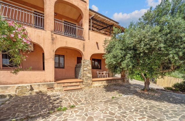 Ferienhaus 'La Casa Rosa' mit privater Terrasse, privatem Garten und Klimaanlage
