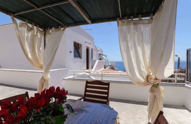 Ferienwohnung "Splendid Panoramic Penthouse" mit Meerblick, privater Terrasse und WLAN