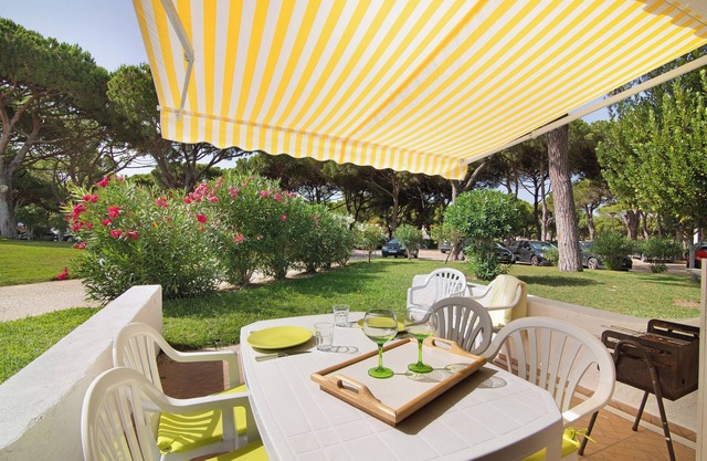 Ferienhaus 'Aldeia Das Açoteias' mit Privatterrasse, Gemeinschaftsgarten und Klimaanlage