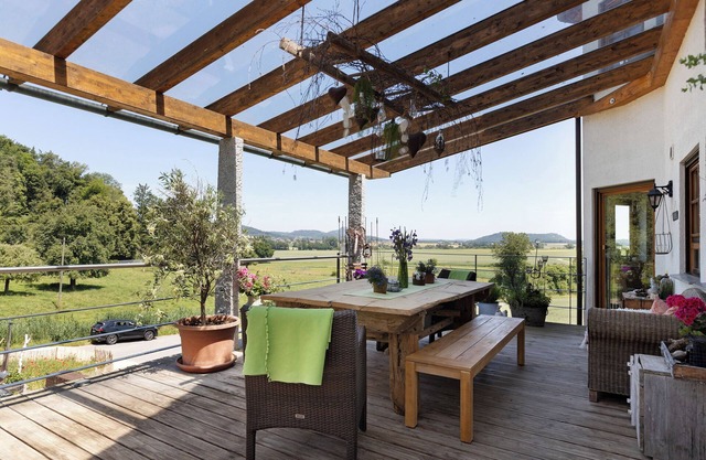 Ferienhaus 'Almschlössle' mit Bergblick, privater Terrasse und Wi-Fi