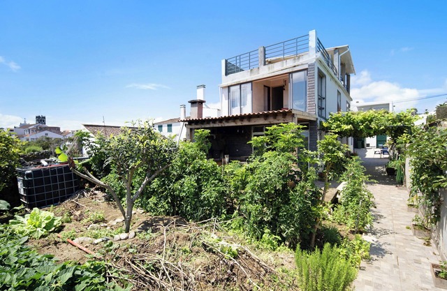 Ferienhaus 'Alojamento Santa Cruz' mit Meerblick, privater Terrasse und WLAN