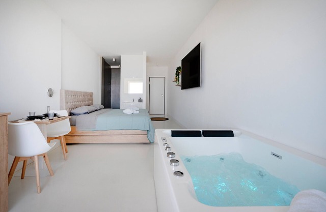 Ferienhaus 'Angel Suite 2' mit Balkon, Wi-Fi und Klimaanlage