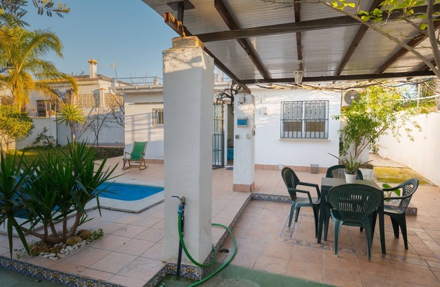 Holiday Home "Anexo de Invitados" with Private Pool & A/C