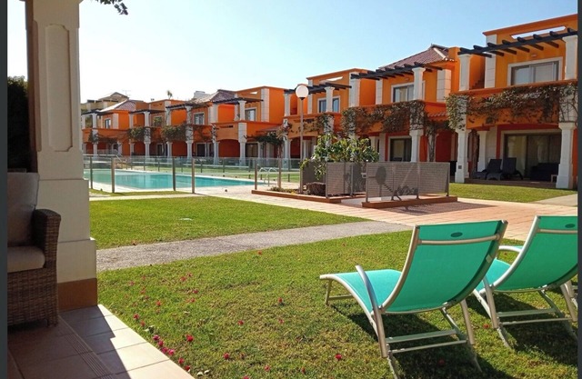 Holiday Home 'Anis Lux Tavira Residence 5Q' with Shared Pool, Wi-Fi and Air Conditioning