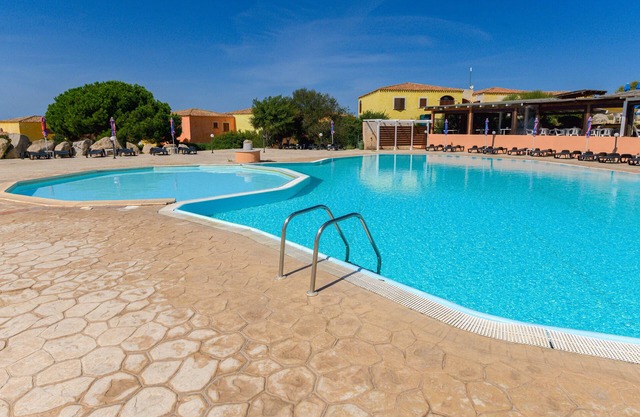 Ferienhaus 'Appartamento Residenz Mirice' mit Gemeinschaftspool, WLAN und Klimaanlage