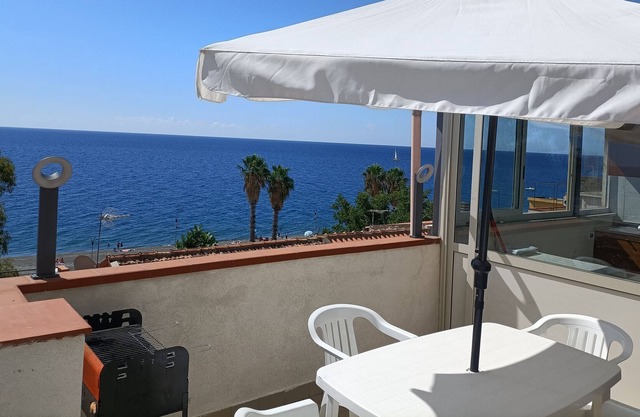 Holiday Home Arcobaleno with Sea View & Terraces