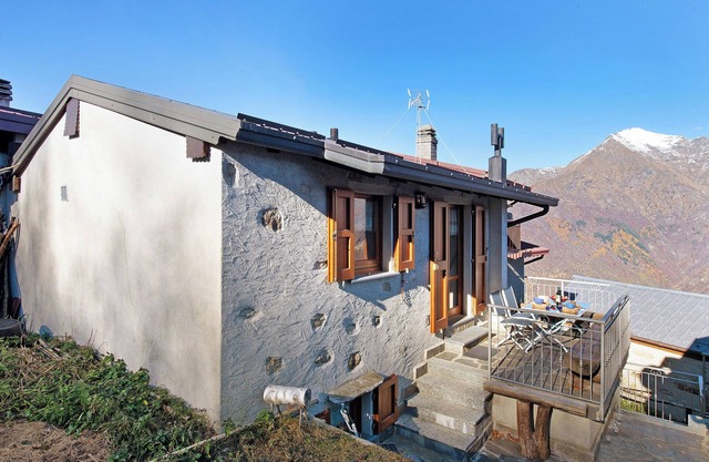 Ferienhaus "Baita Margherita" mit Bergblick und privater Terrasse