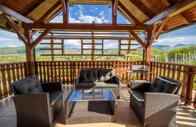 Holiday Home Blue Sky