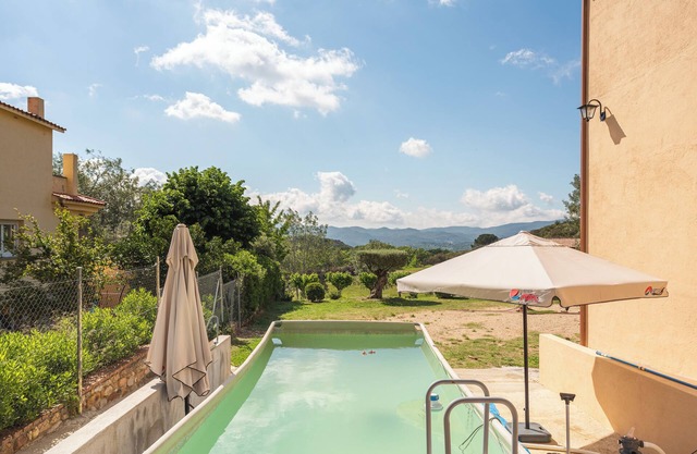 Holiday Home 'Can Giró' with Mountain View, Wi-Fi and Air Conditioning