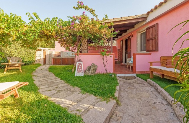 Ferienhaus "Casa Baia Vignola" mit Garten, Terrasse und WLAN