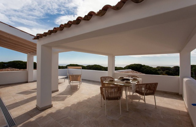 Ferienhaus 'Casa Bella Vista' mit Meerblick, Garten, Terrasse und WLAN