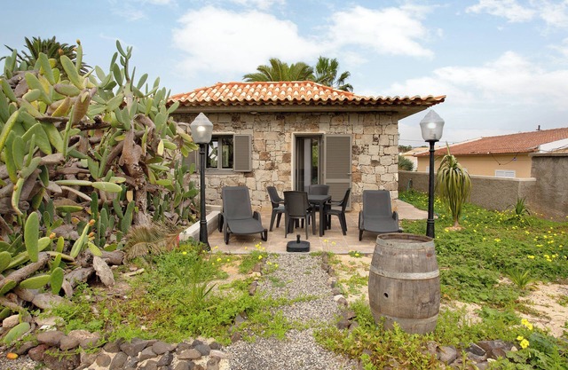 Ferienhaus 'Casa Do Vinho' mit Meerblick, privater Terrasse und WLAN