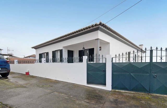 Ferienhaus 'Casa Das Hortênsias' mit Meerblick, privater Terrasse und WLAN