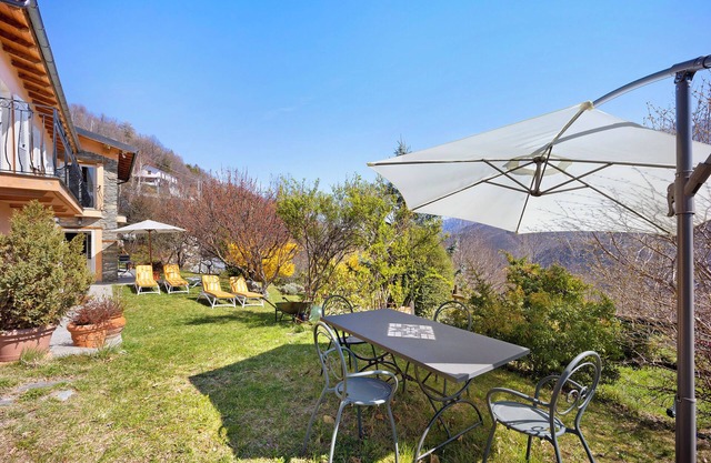 Ferienhaus "Casa dei Tigli" mit Bergblick, Garten und WLAN