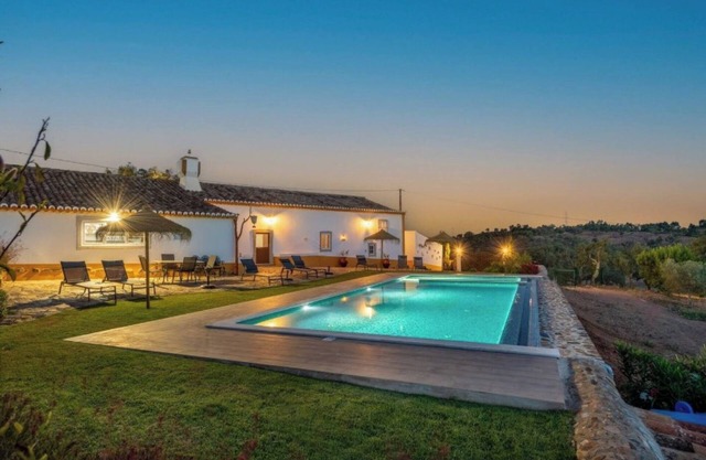 Ferienhaus 'Casa Do Forno - Vale Luís Neto' mit Bergblick, Wi-Fi und Klimaanlage