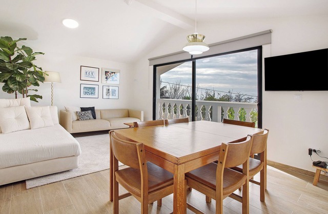 Ferienhaus 'Casa Do Lenhador' mit Meerblick, privatem Garten und WLAN
