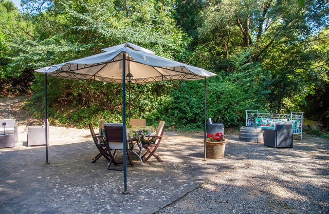 Ferienhaus 'Casa Elfo' mit Gemeinschaftspool, privater Terrasse und Wi-Fi