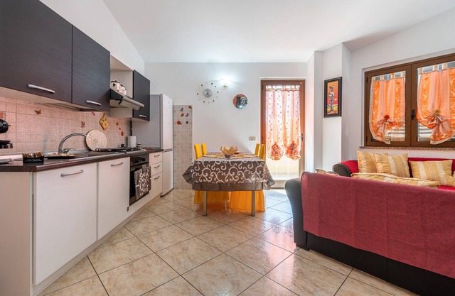 Ferienhaus 'Casa Vacanze l'Ulivo' in Meeresnähe mit Terrassen und WLAN