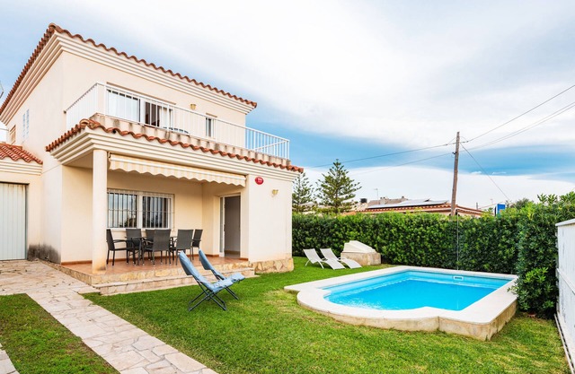 Ferienhaus 'Casa Mar' mit Meerblick, Pool, Garten und WLAN