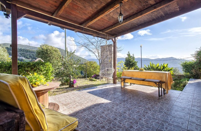 Ferienhaus 'Casa Michela' mit privatem Garten und WLAN