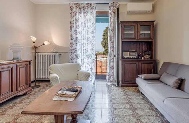 Ferienhaus 'Casa Olimpia' mit privater Terrasse, Balkon und Klimaanlage