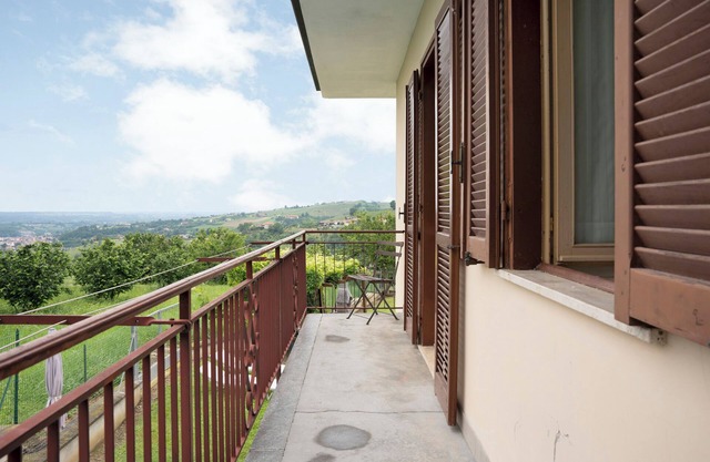 Ferienhaus 'Casa Pianezzo Dogliani' mit Bergblick, privatem Pool und WLAN