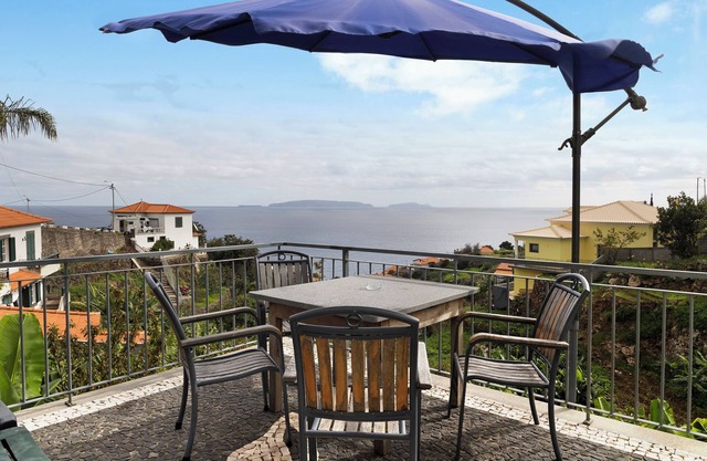 Ferienhaus "Casa T2" mit Meerblick, privater Terrasse und WLAN