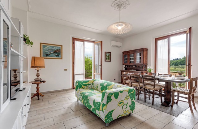 Ferienhaus 'Casa Vacanza Tra Le Colline Pisane' mit gemeinschaftlichem Garten, WLAN und Klimaanlage