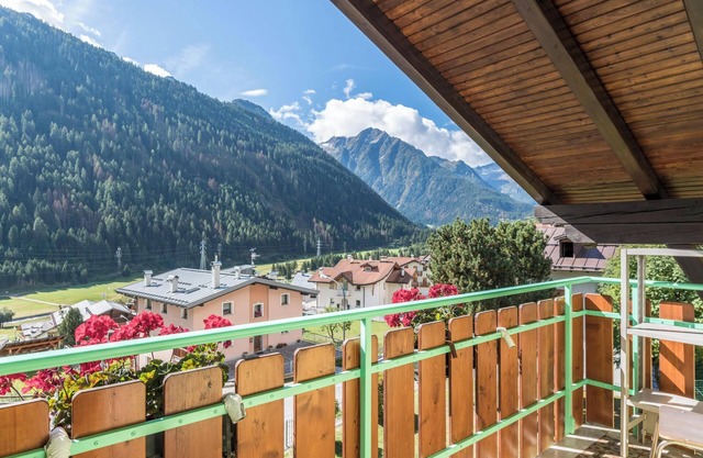 Ferienhaus "Casa Vacanza Zambotti" mit Bergblick & Privatem Garten