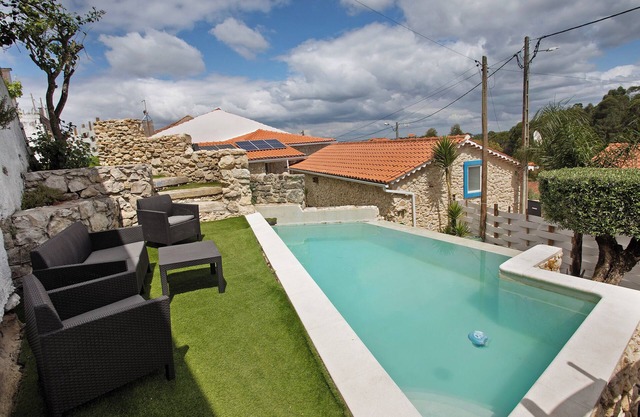 Ferienhaus 'Castelos Amarelo' mit privatem Pool, Wi-Fi und Klimaanlage