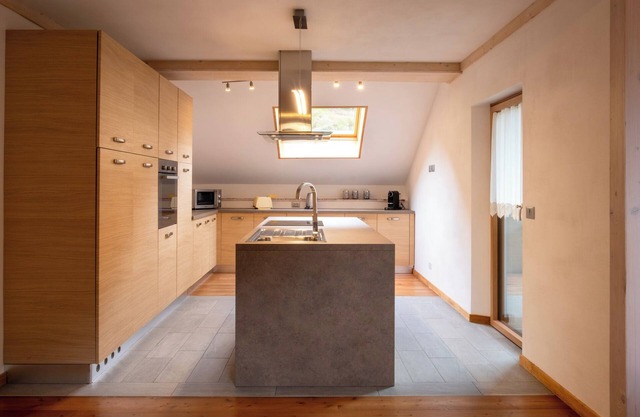 Holiday Home 'Cèsa Cianacei Prestige' with Mountain View, Balcony and Wi-Fi