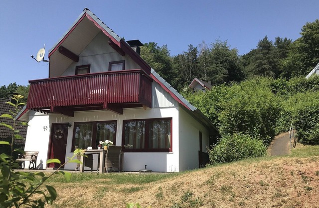 Ferienhaus in Reimboldshausen mit Balkon