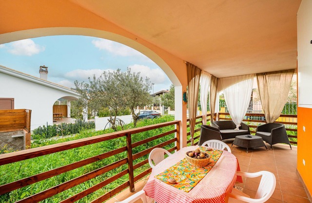 Ferienhaus 'Diego' mit Bergblick, privater Terrasse und Klimaanlage