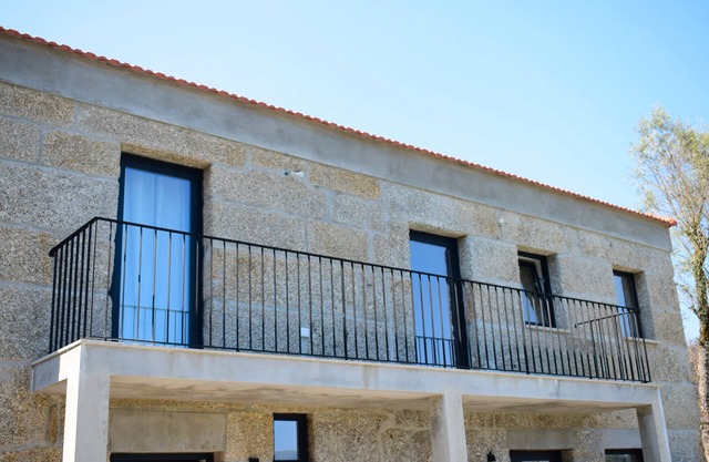 Ferienhaus 'Do Alago' mit Seeblick, WLAN und Klimaanlage