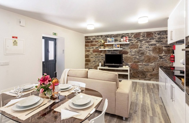Ferienhaus 'Do Porto' mit Meerblick, Balkon und WLAN